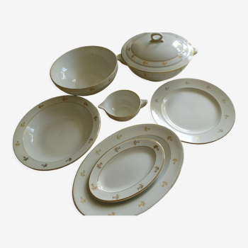 L'Amandinoise porcelain tableware service