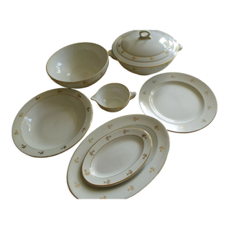 L'Amandinoise porcelain tableware service