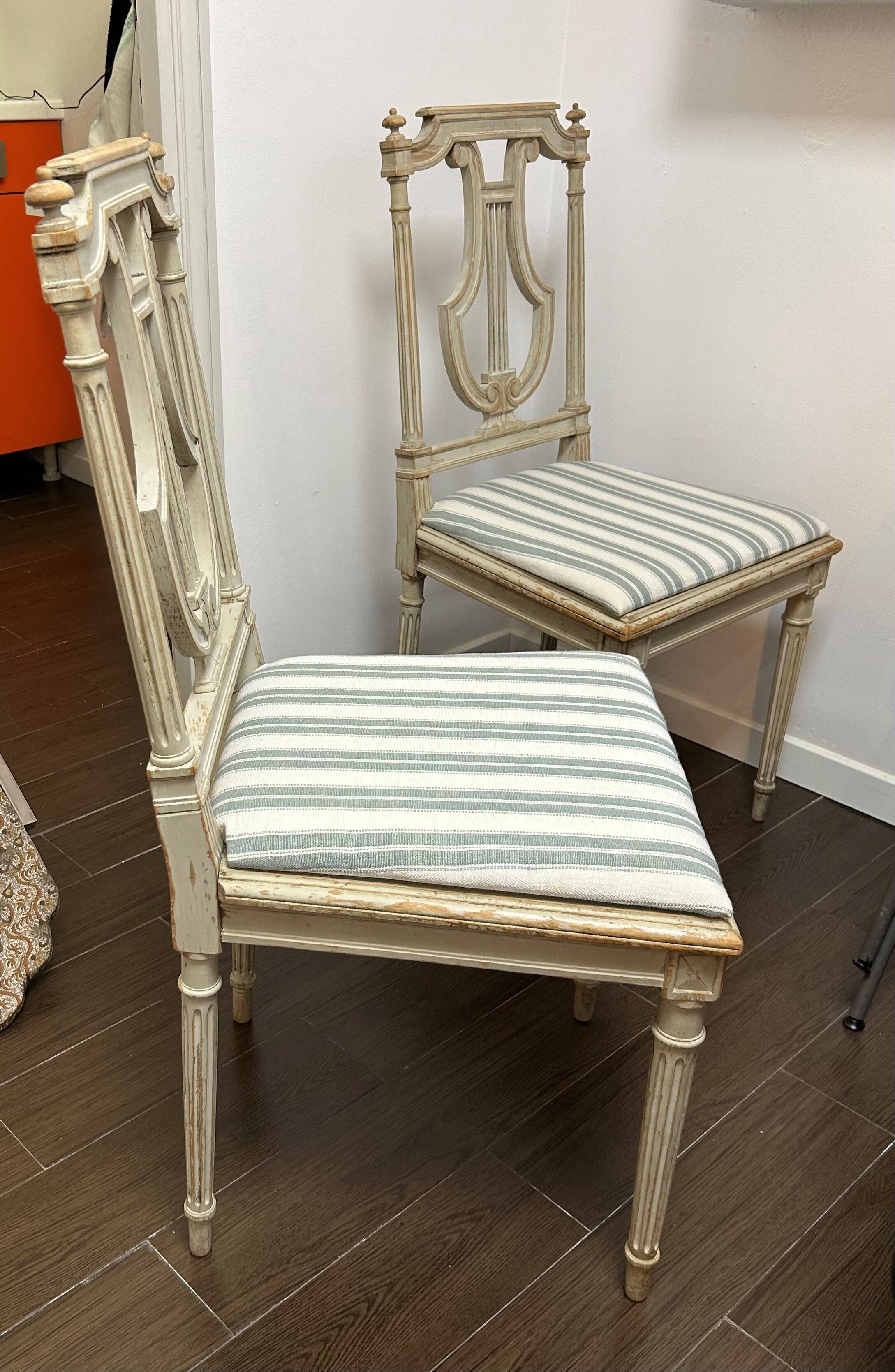 Set of 5 Louis XVI style beech chairs