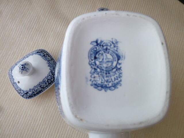 Coffee Maker, Pourer Royal Sphinx Cambridge Decor Old England Blue