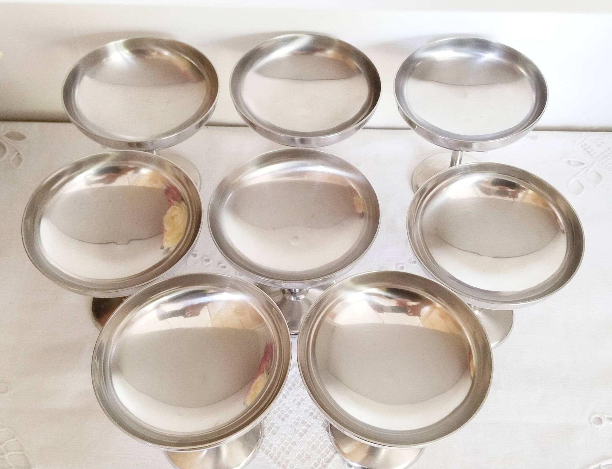Set of 8 ice cream or sorbet cups on a stand, Guy Degrenne (ref13)