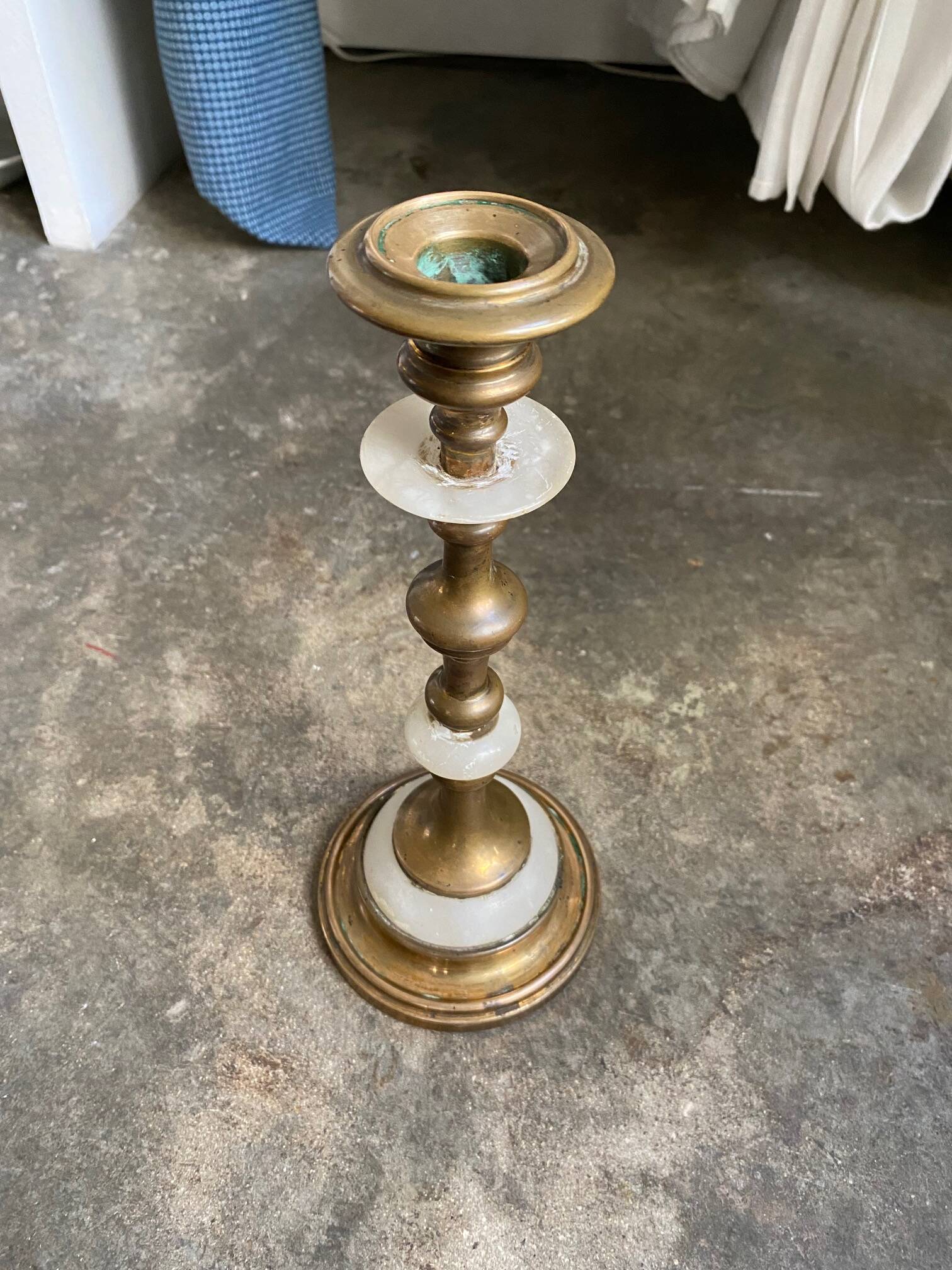2 brass candlesticks