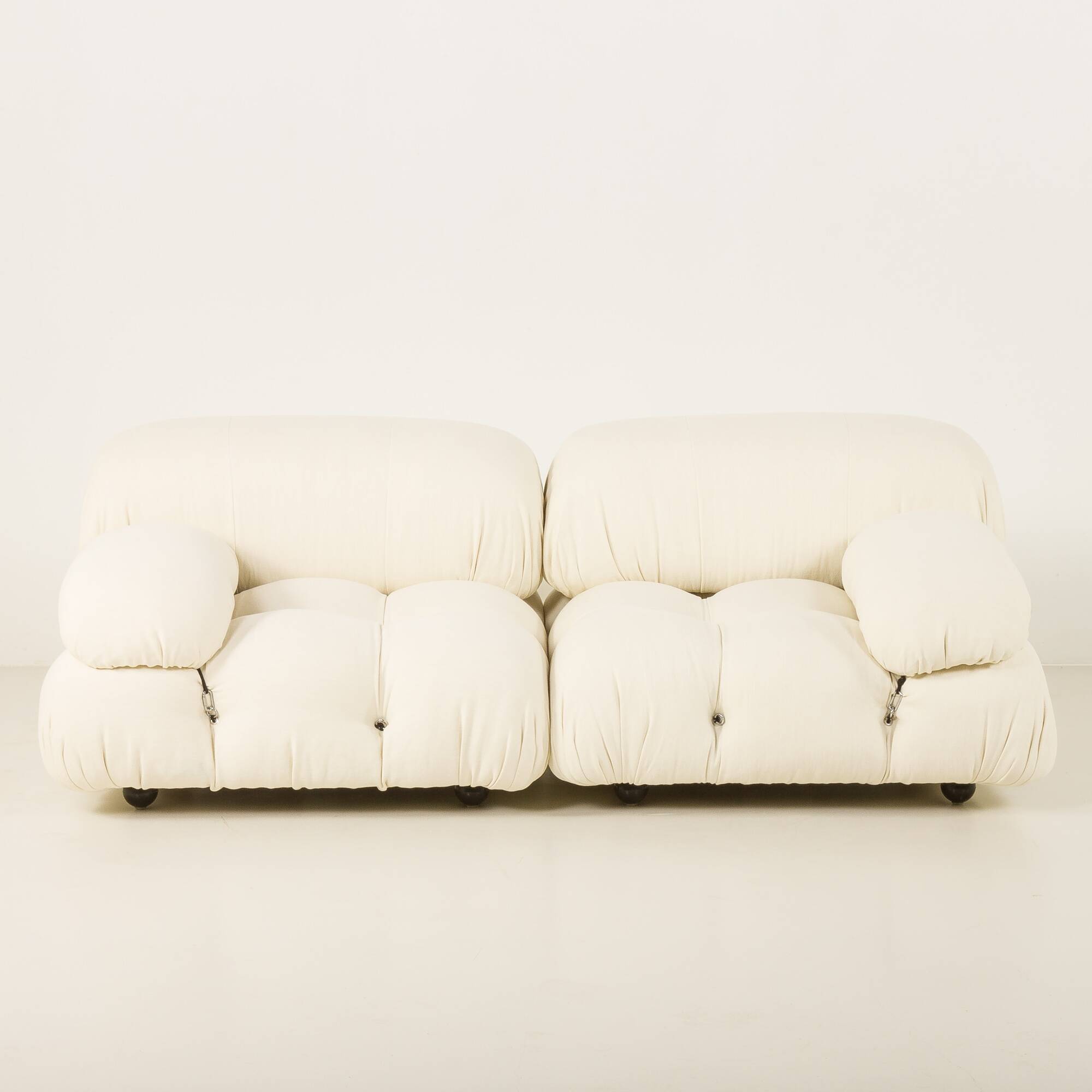 Camaleonda Sofa by Mario Bellini renovated in linen upholstery