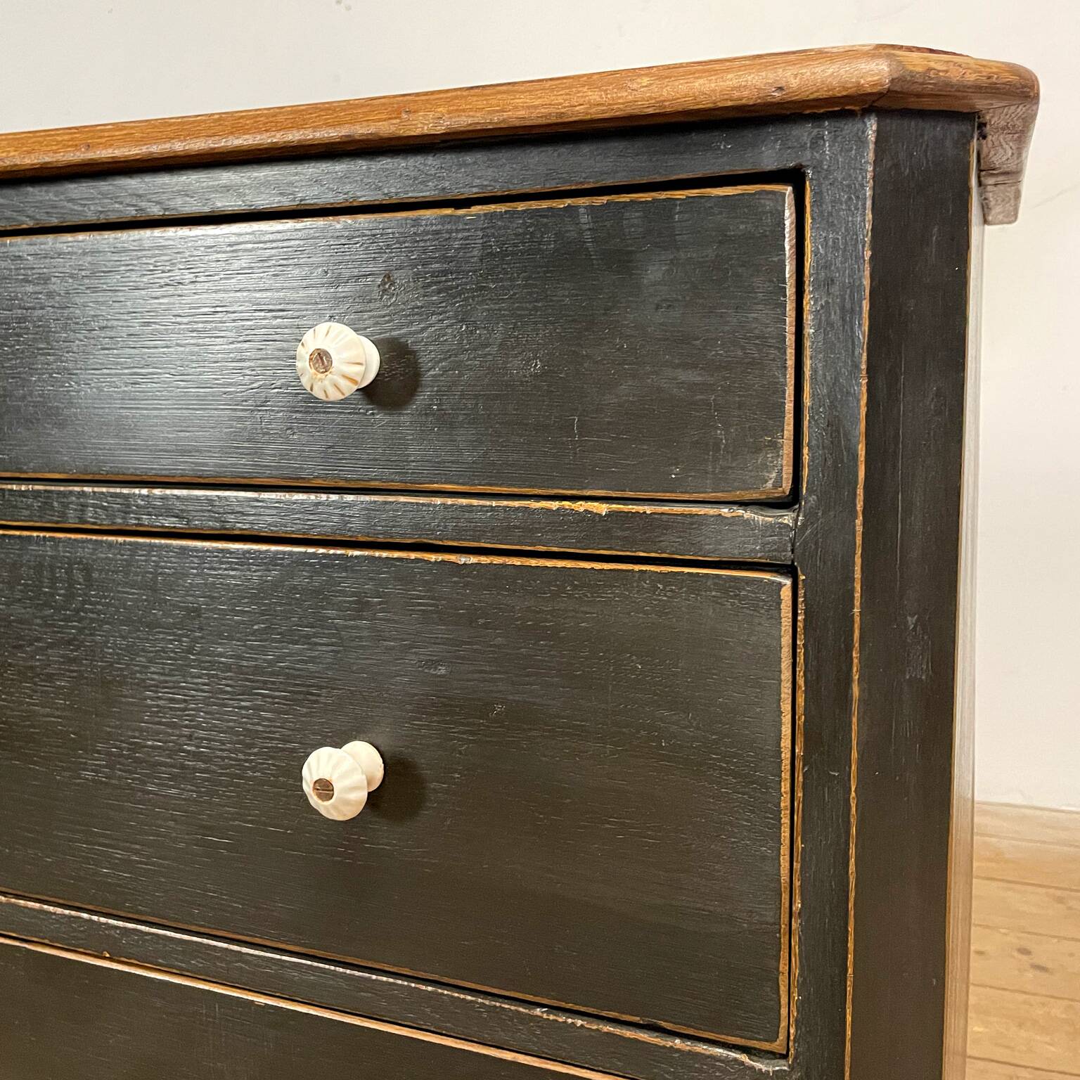 Oak and pine chest of drawers, 1910s