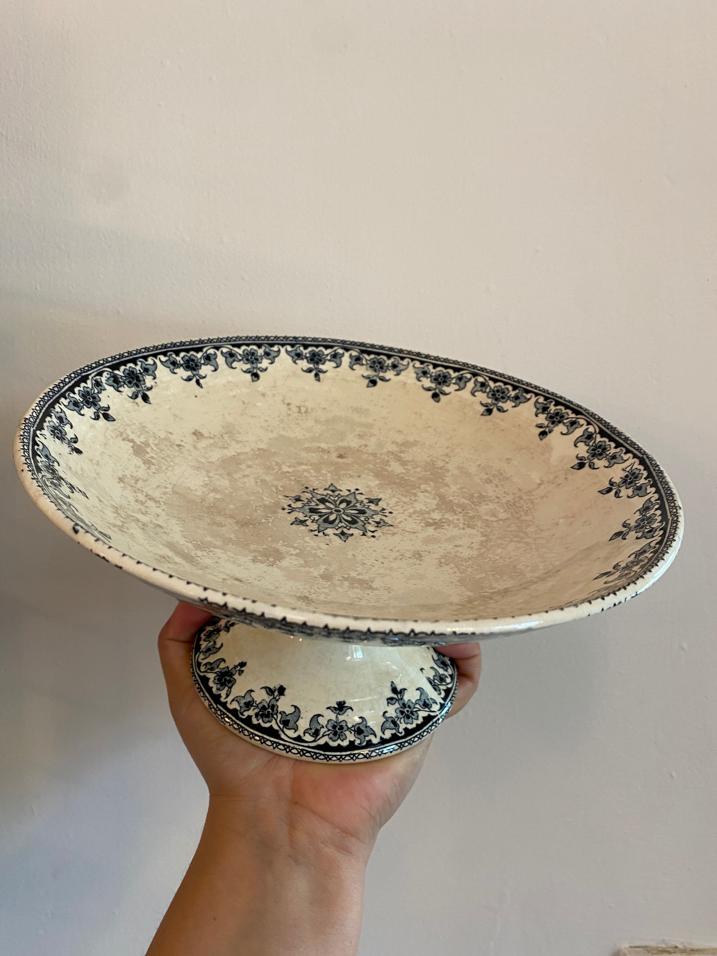 Vintage compotier in iron earth, Gagny de H.B.C