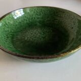 Aegitna hollow dish on heel in green glazed earthenware