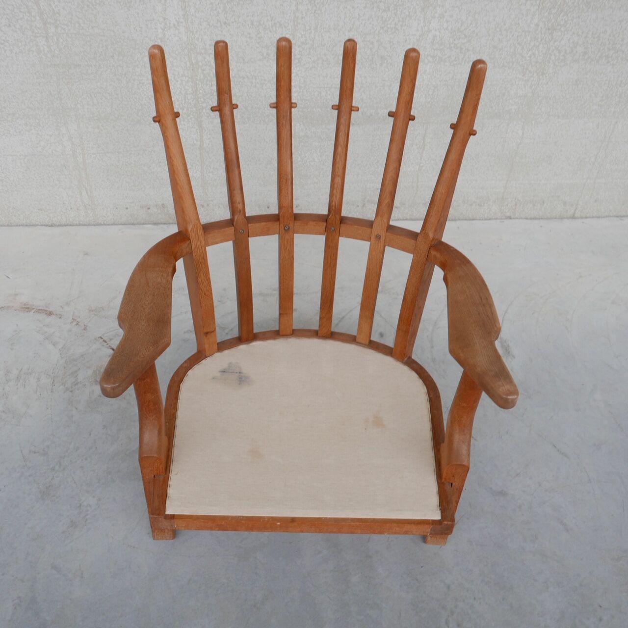 Fauteuil modèle repos de Guillerme et Chambron