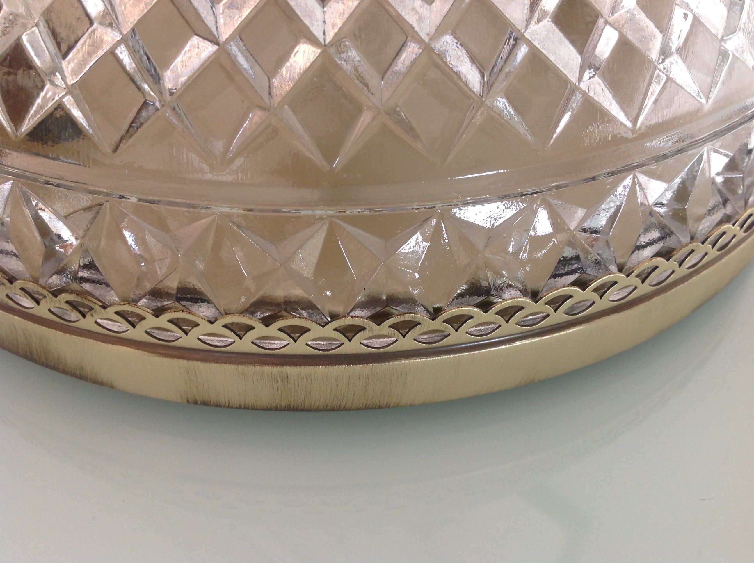 Round ceiling lamp in structured glass art deco style 30s-40s