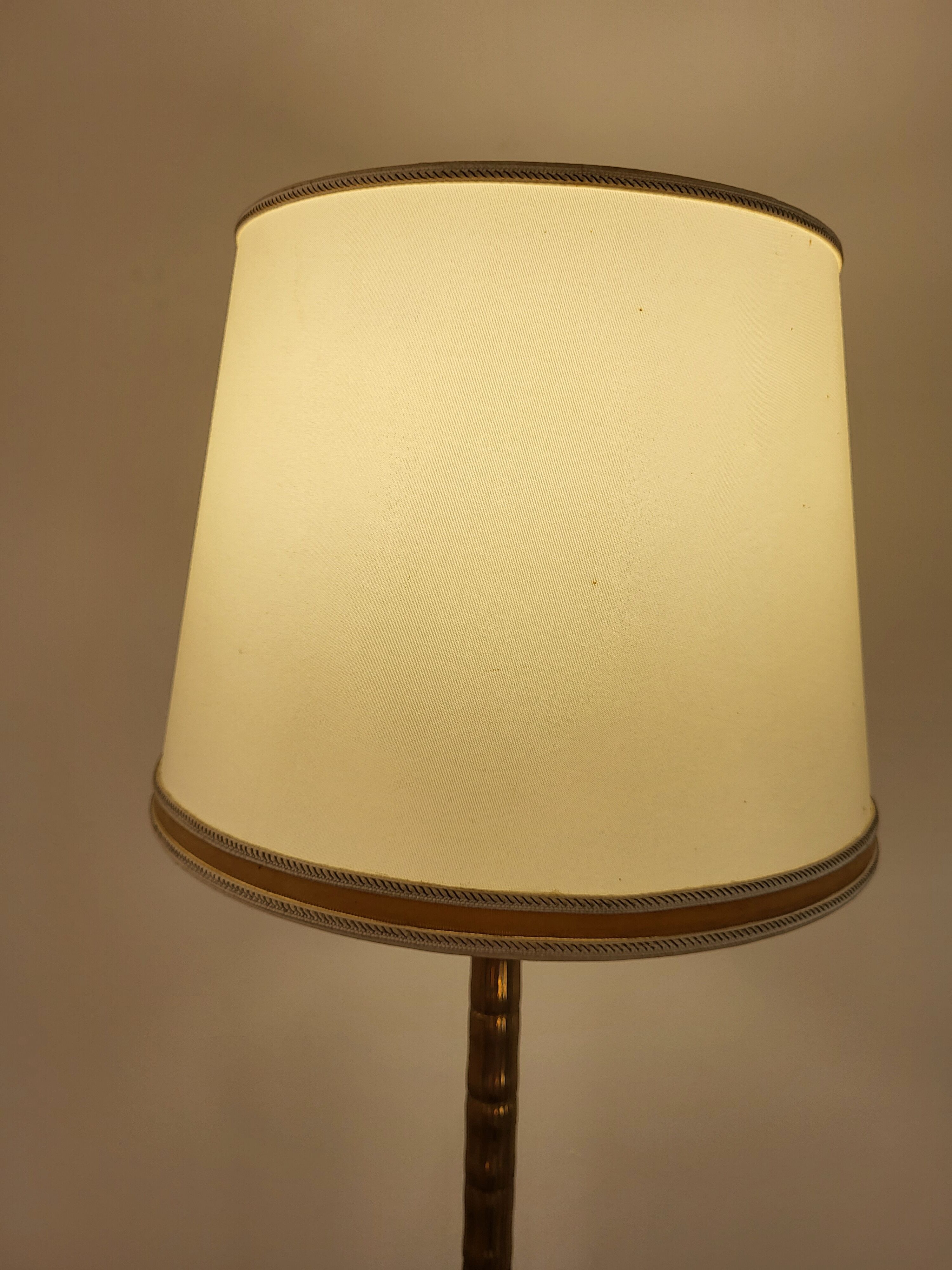 Bronze floor lamp with bamboo effect