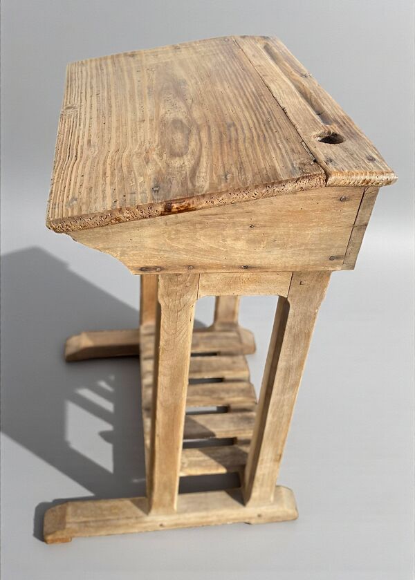 Vintage : Très ancien pupitre d'écolier