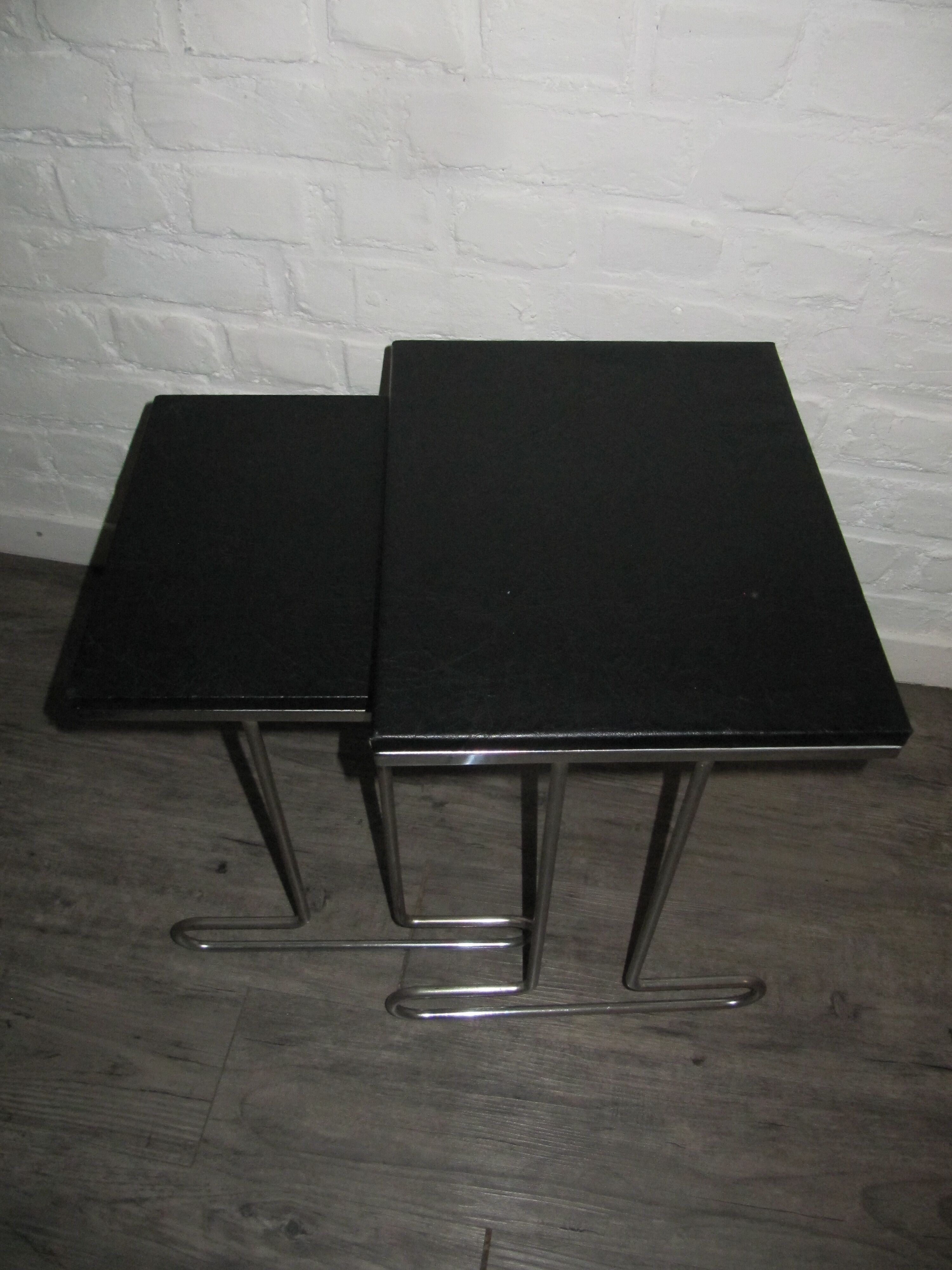 2 tables vintage 1960