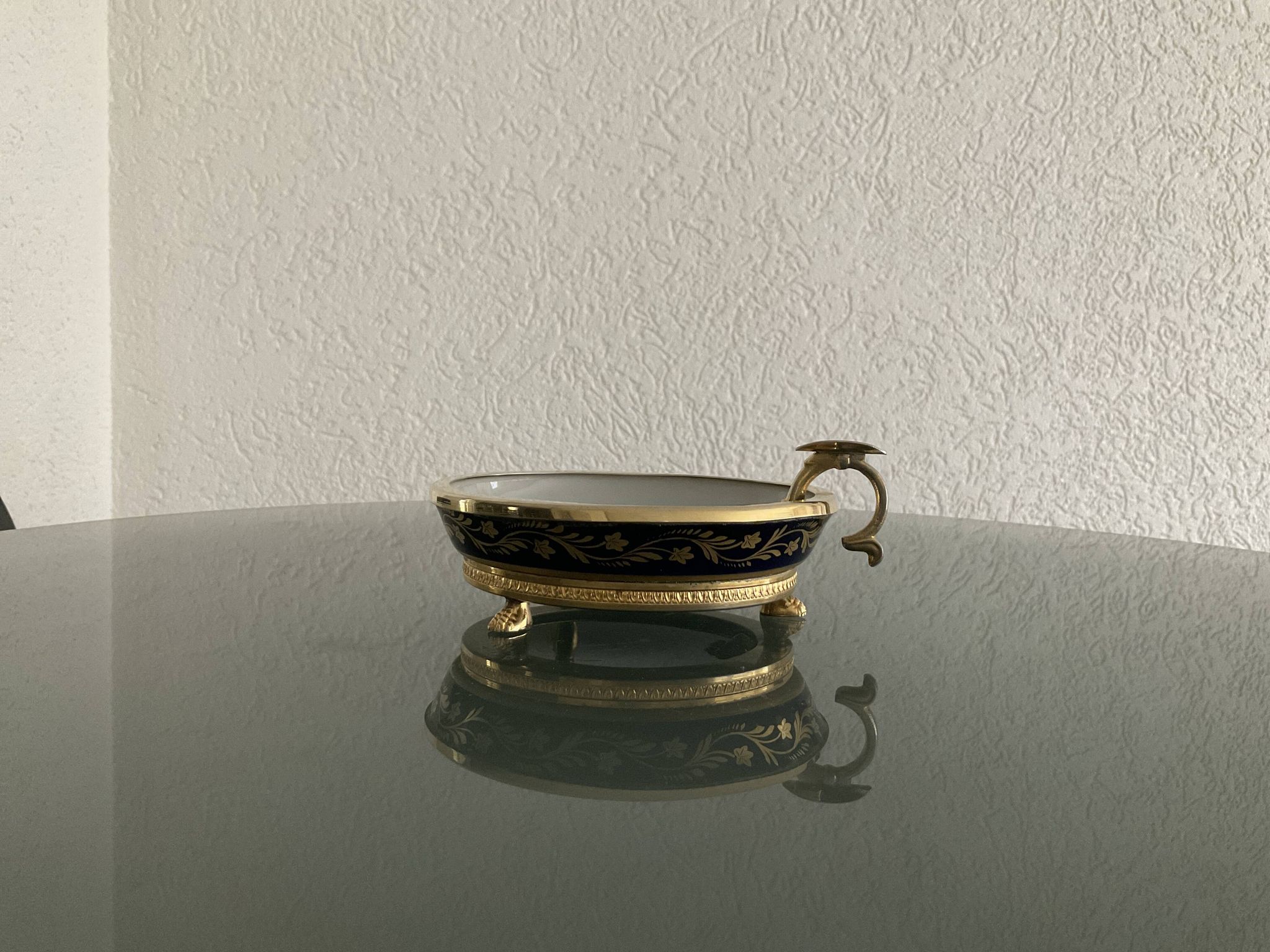 Cendrier en porcelaine de Limoges