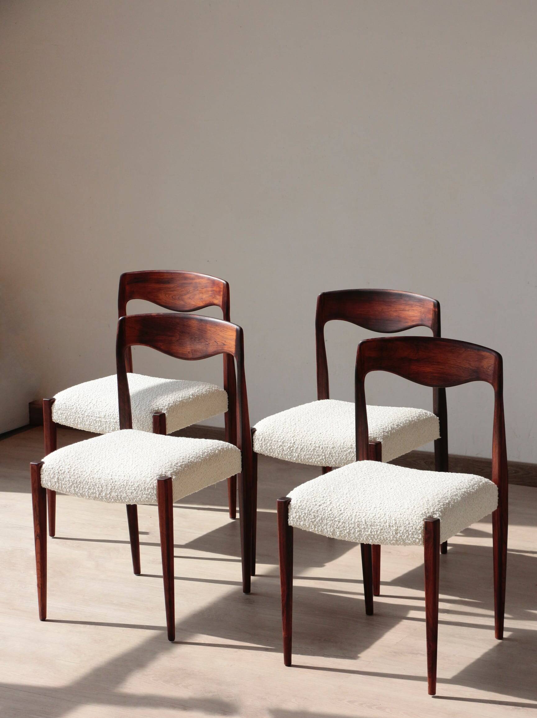 Set of 4 Scandinavian rosewood chairs – Otto Møller style | Vintage