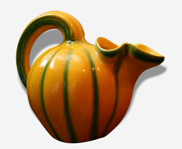 Pitcher Melon in earthenware