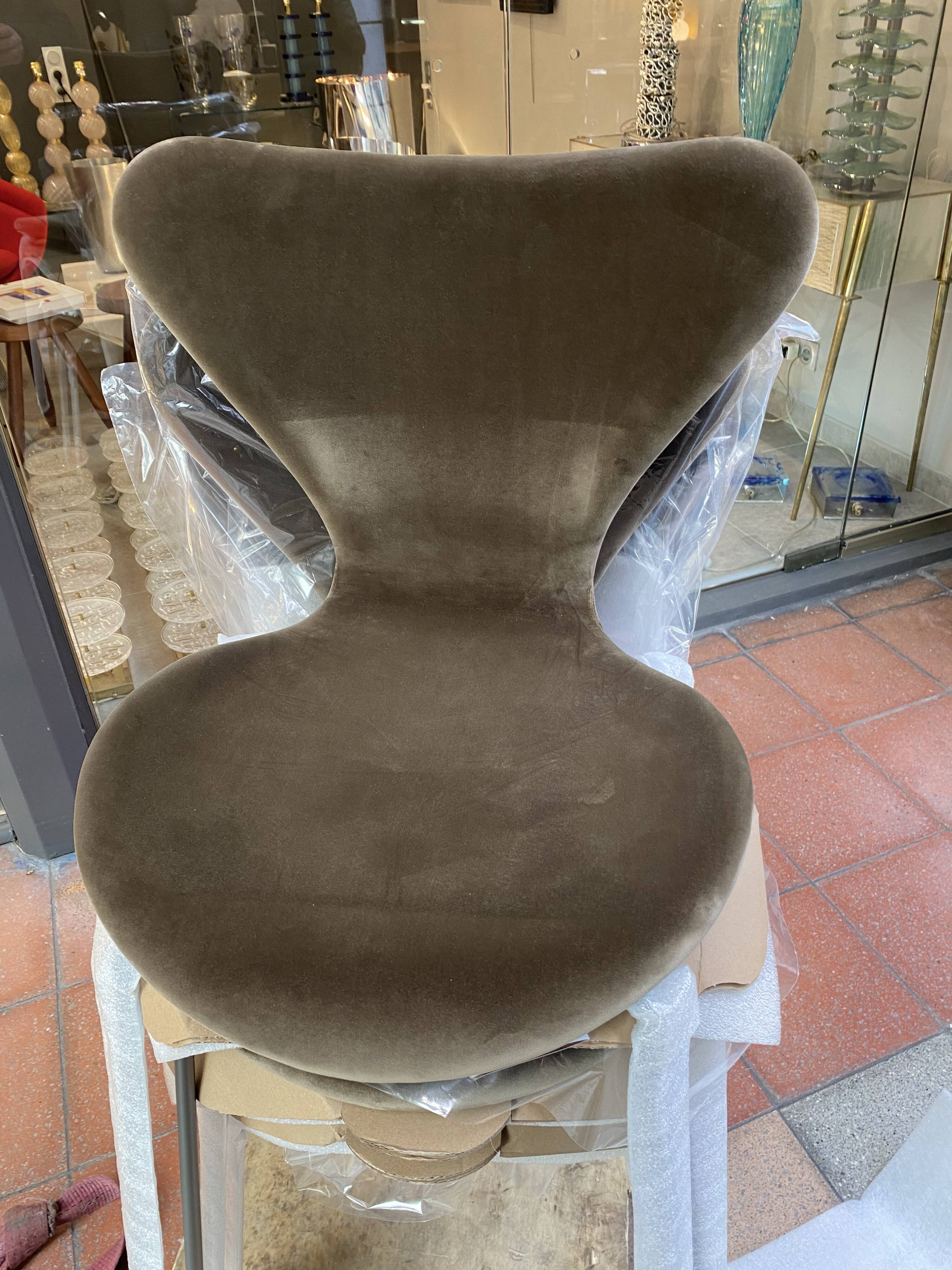 Lot de 4 chaises Série 7 - Edition Fritz Hansen