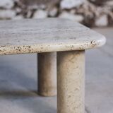 Travertine coffee table in the style of Angelo Mangiarotti, 1970.