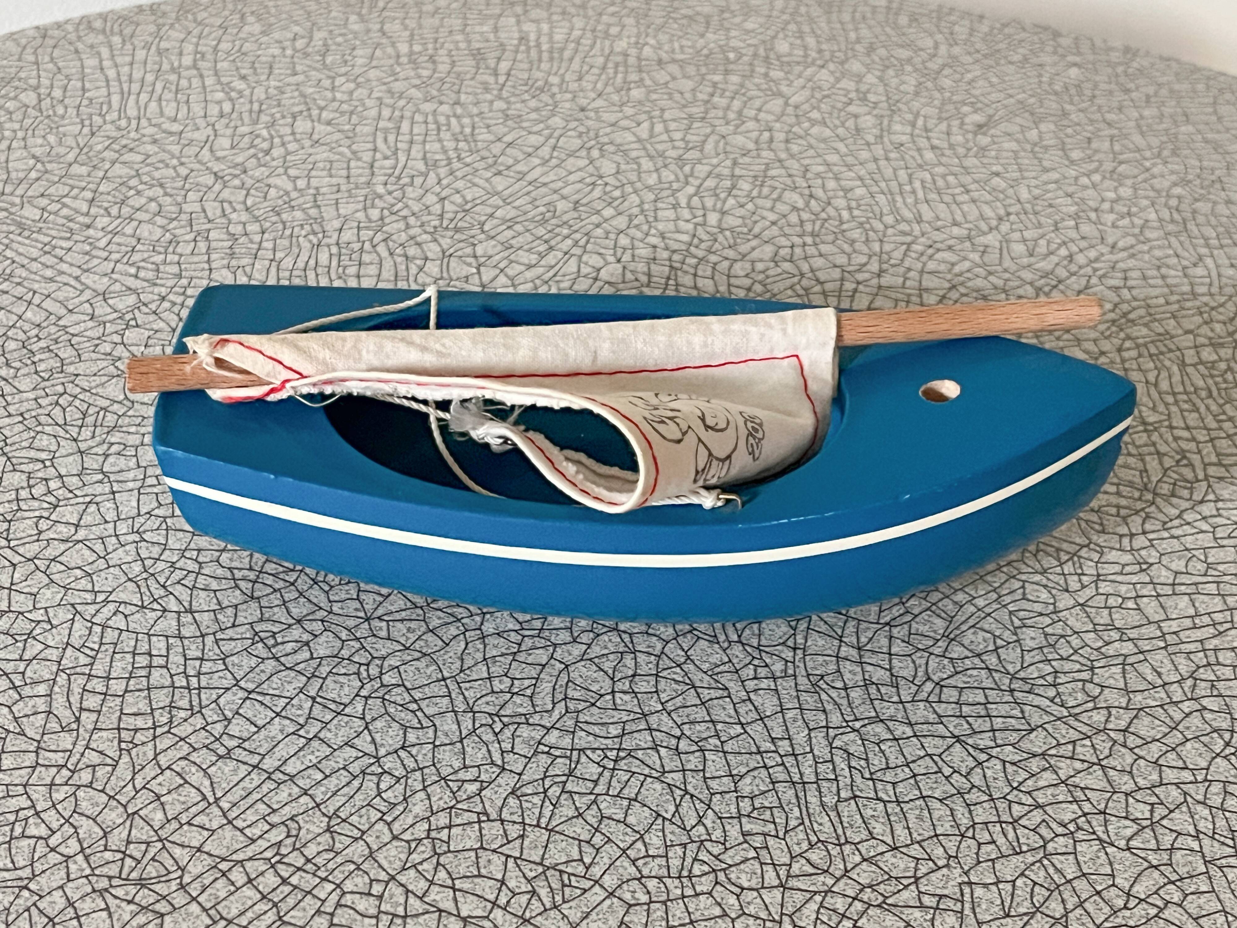 Tirot 200 basin sailboat, vintage toy.