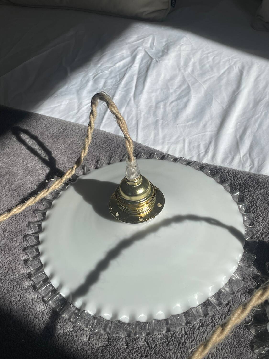 Pair of lace-edged opaline portable lamps with cord wire