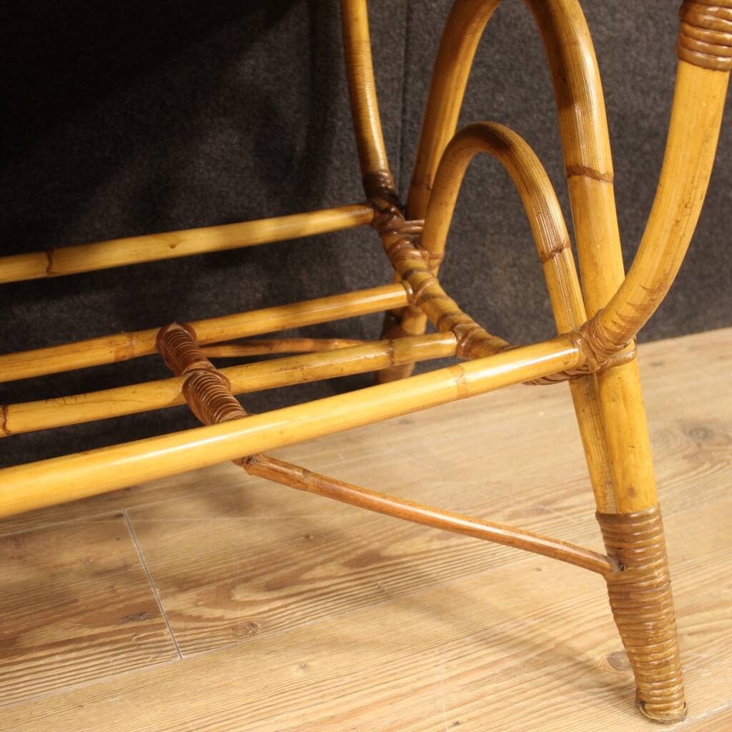 Table basse design en bambou et bois tressé des années 70