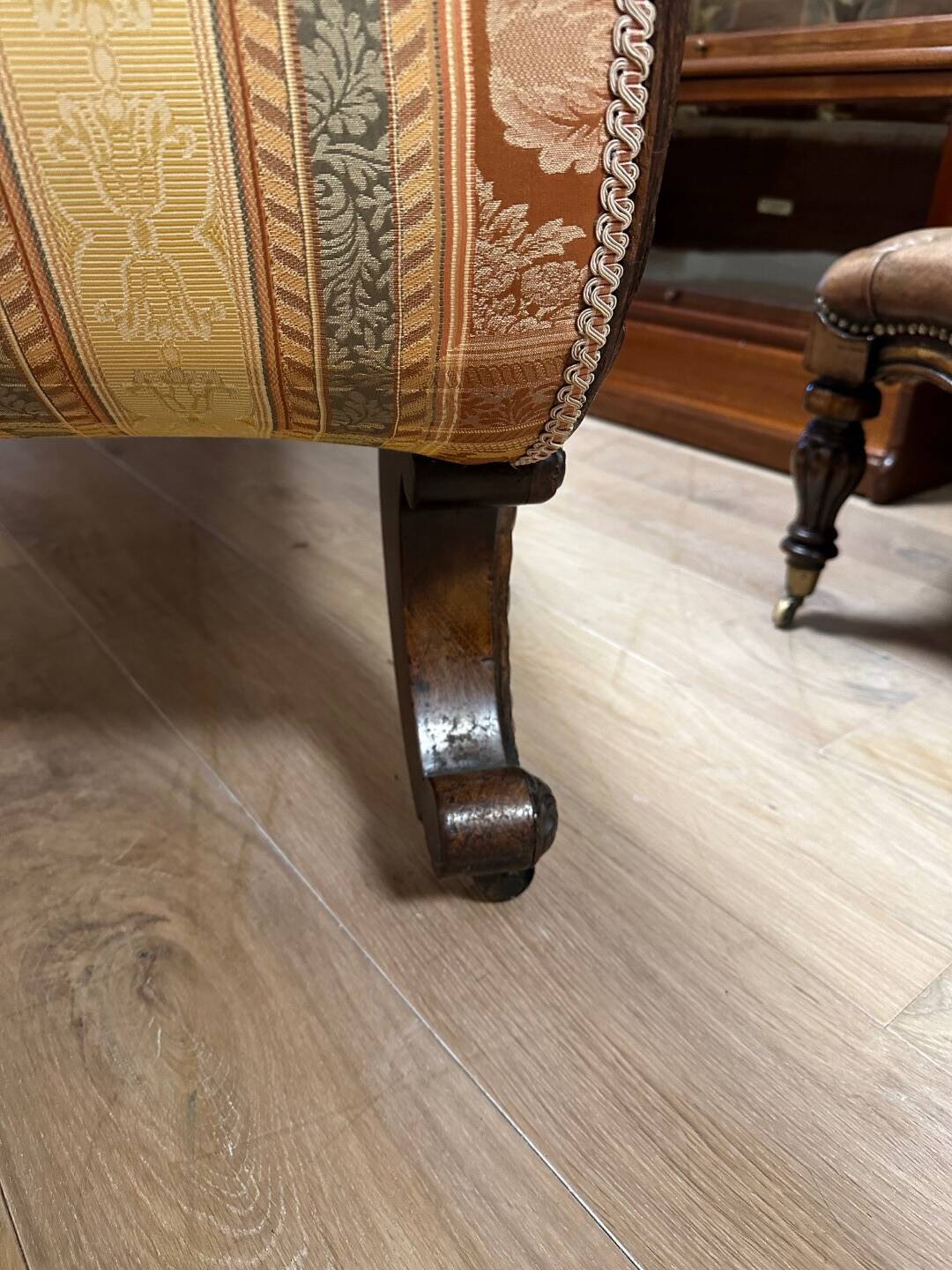 Canapé 3 places ancien régence en acajou.