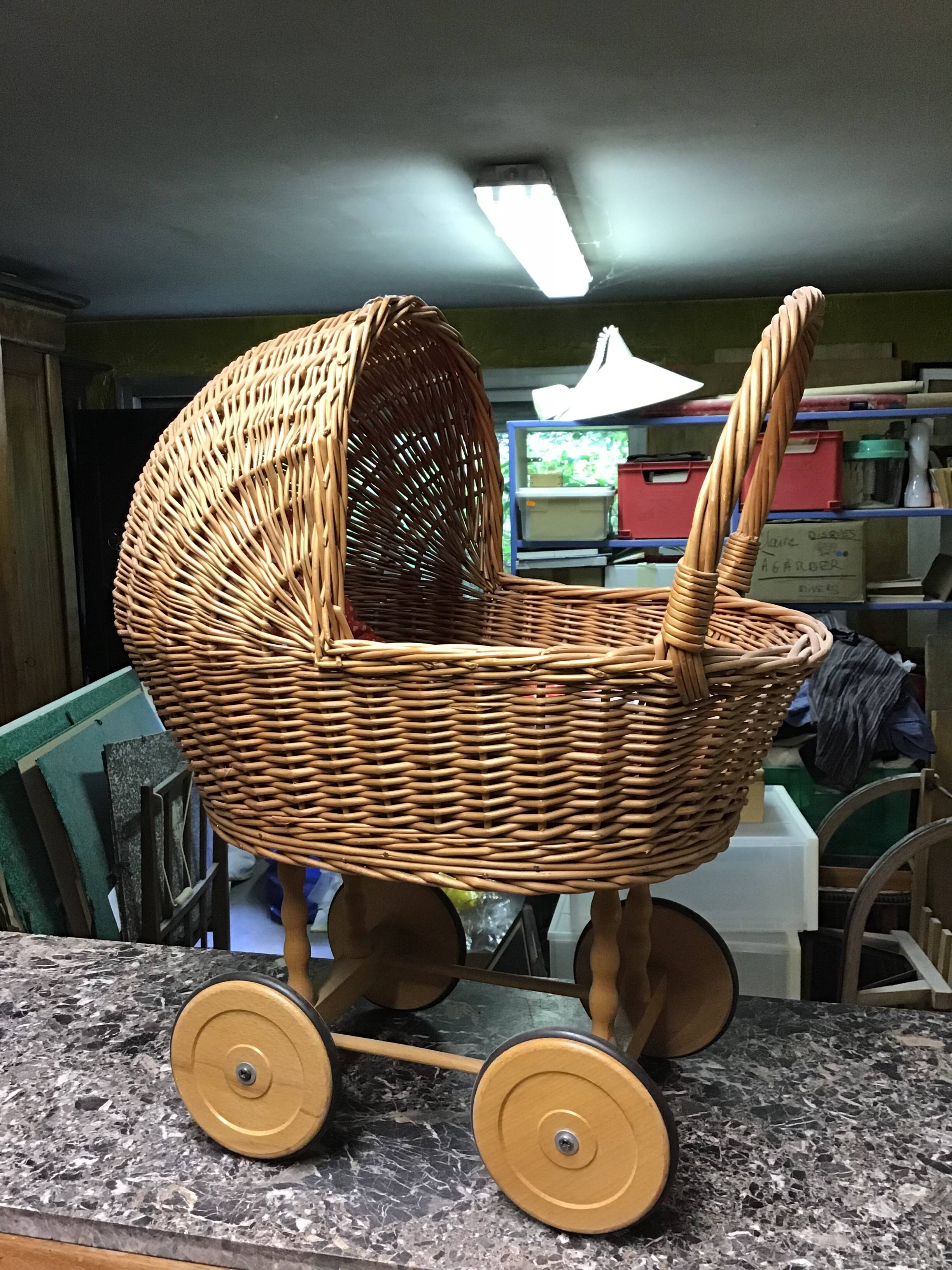Wicker cradle on wheels by Leipold