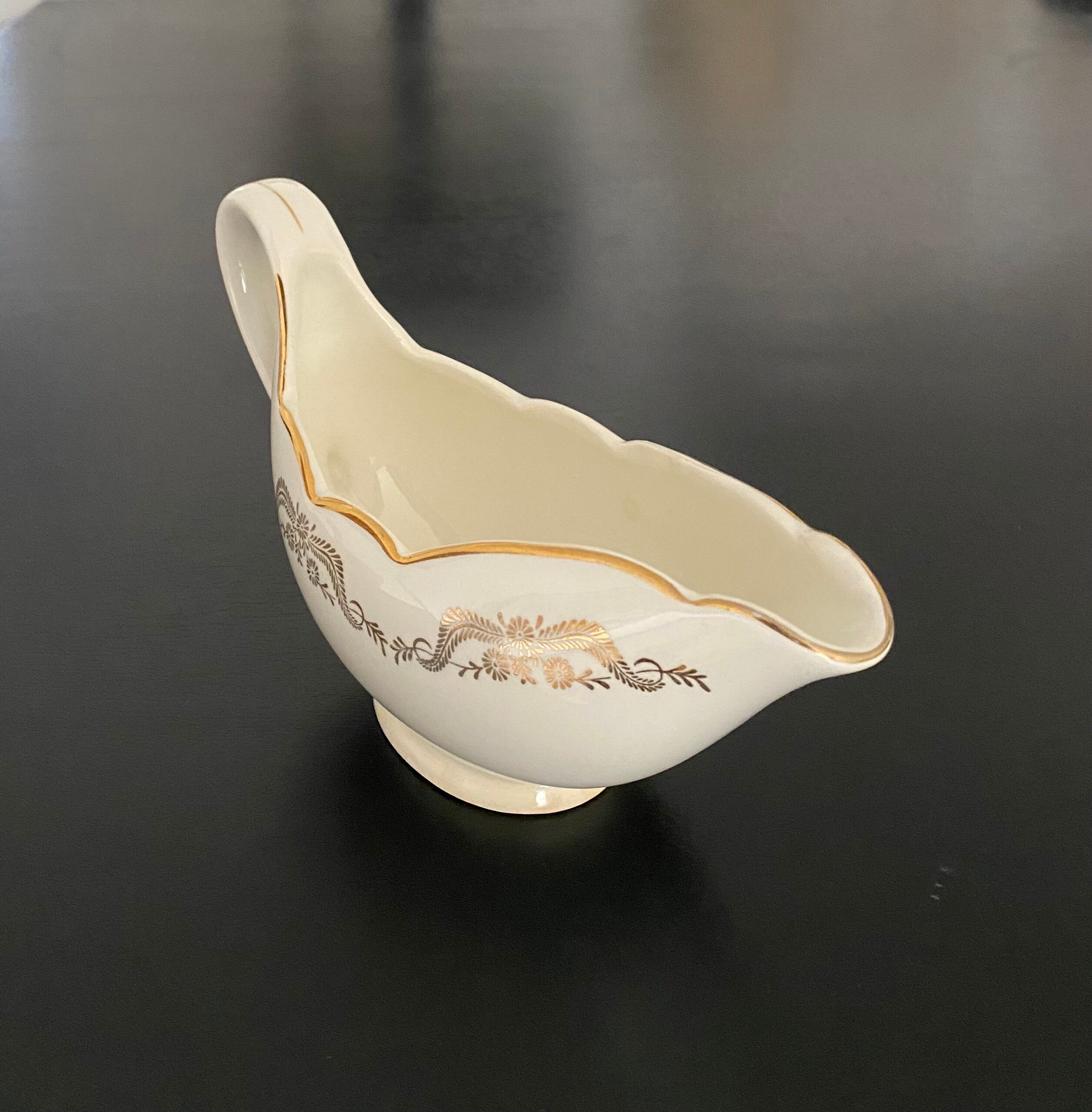 1 saucière marque Gien