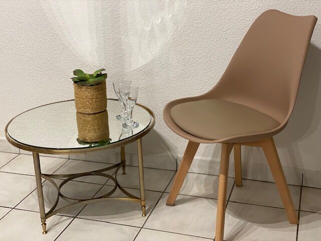 Round coffee table vintage mirror