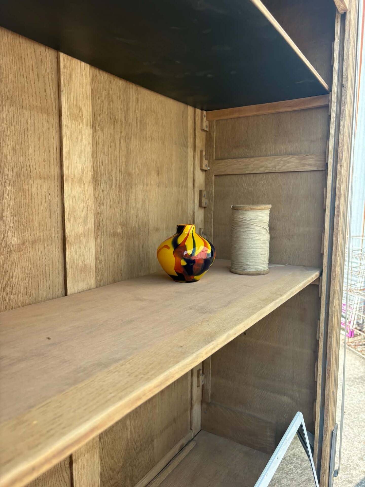Shuttered oak furniture – Vintage & authentic