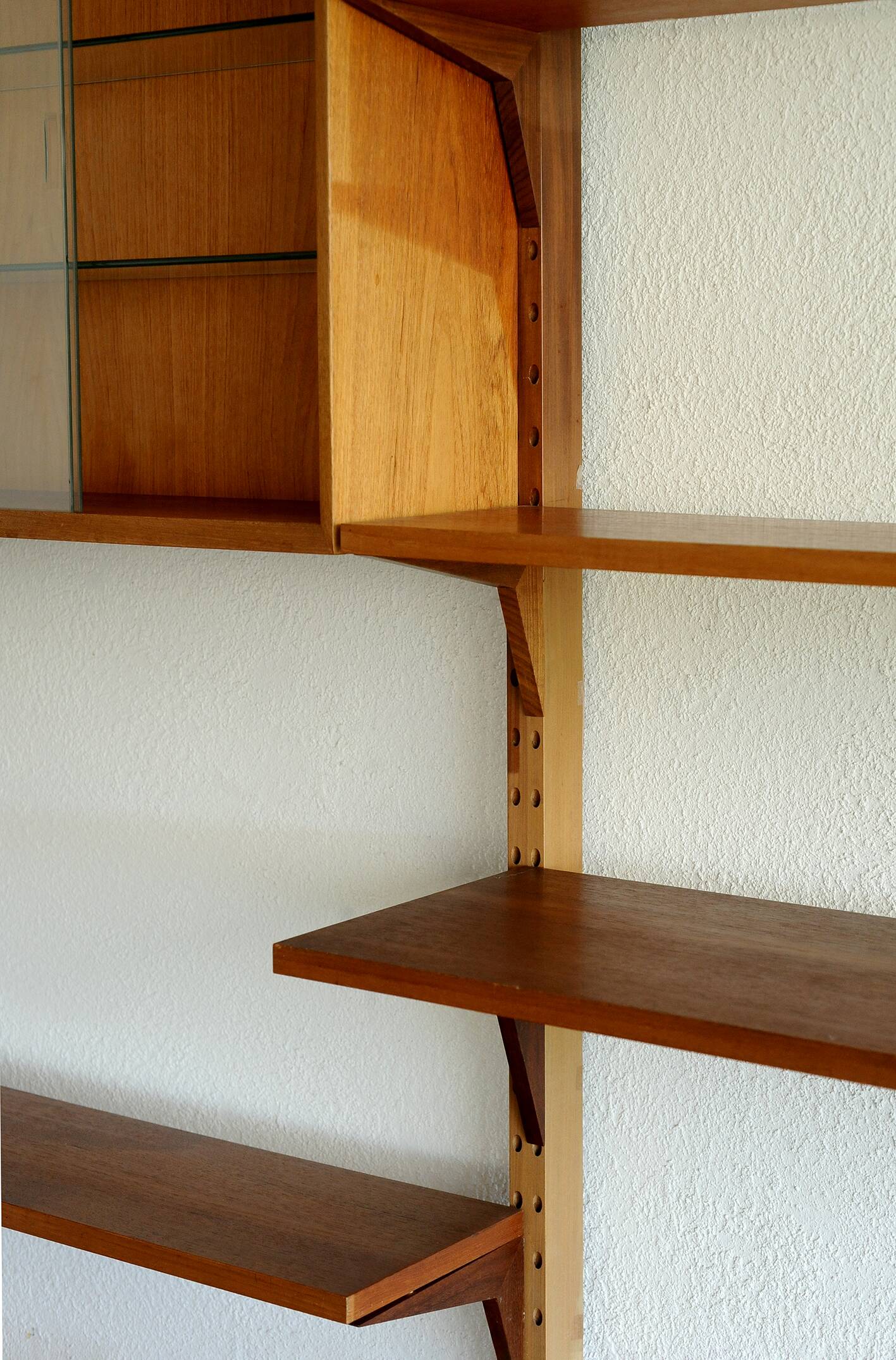Scandinavian wall system in teak 1960