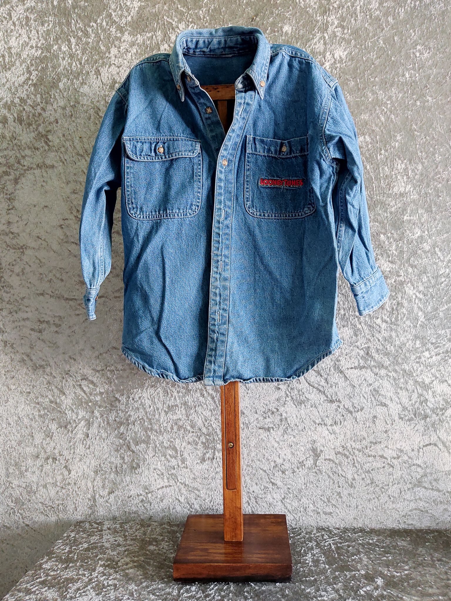 Former store display for children's clothing