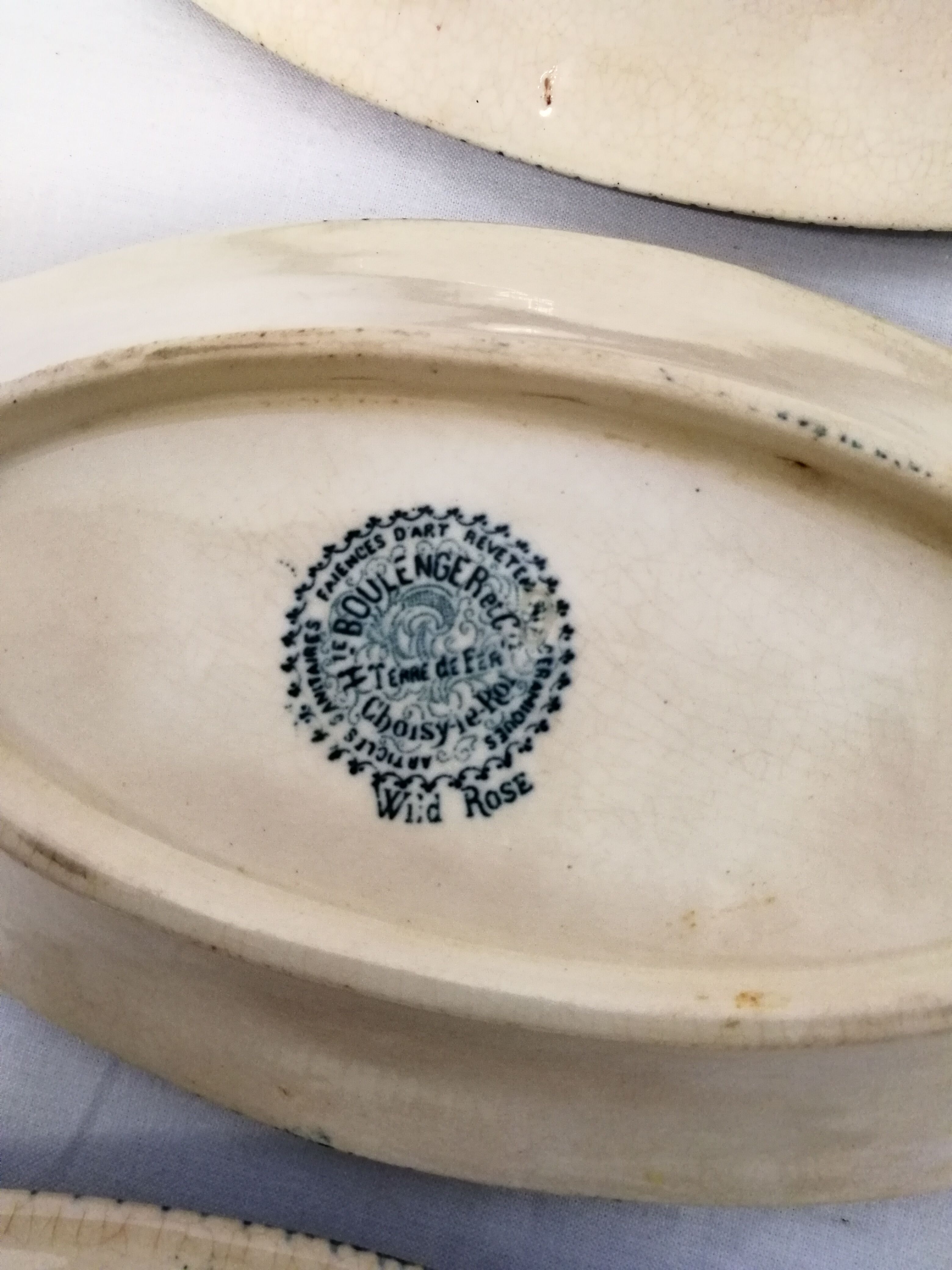 Old raviers, small dishes oval armer