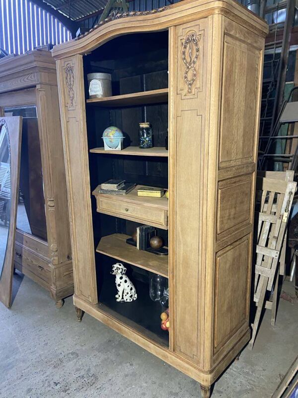 Vaisselier, bibliothèque en bois brut