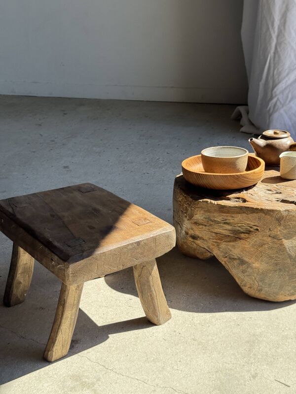 Petit stool, tabouret d'appoint rectangulaire en teck massif wabi-sabi H26
