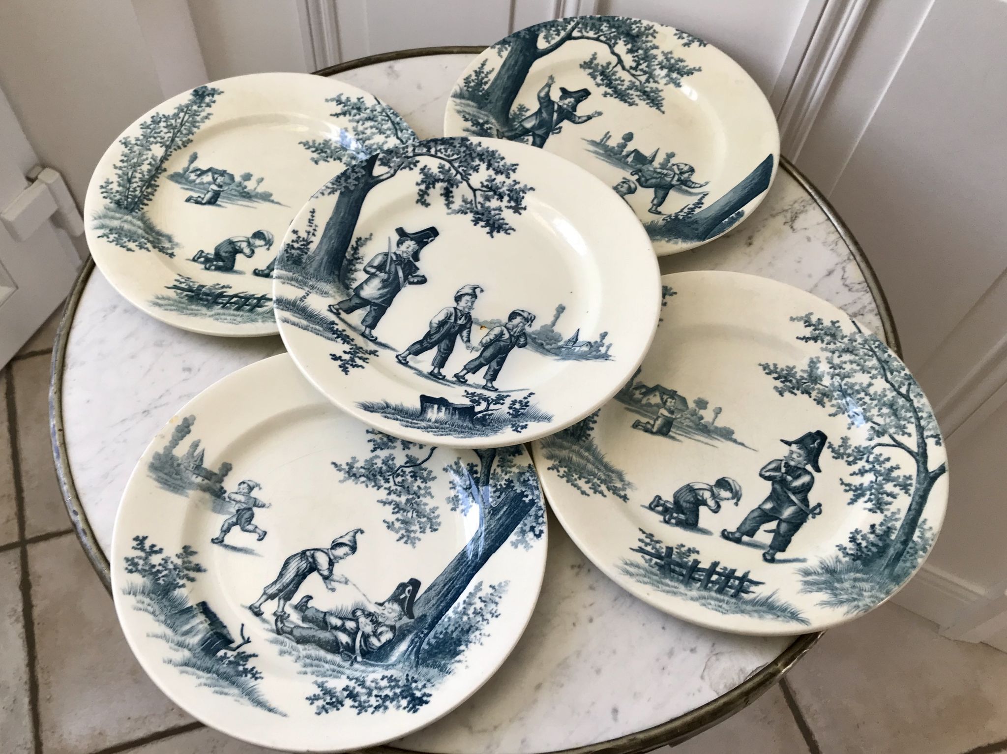 Lot de 5 assiettes plates Terre de Fer modèle "Garde-Champêtre" fin XIXème