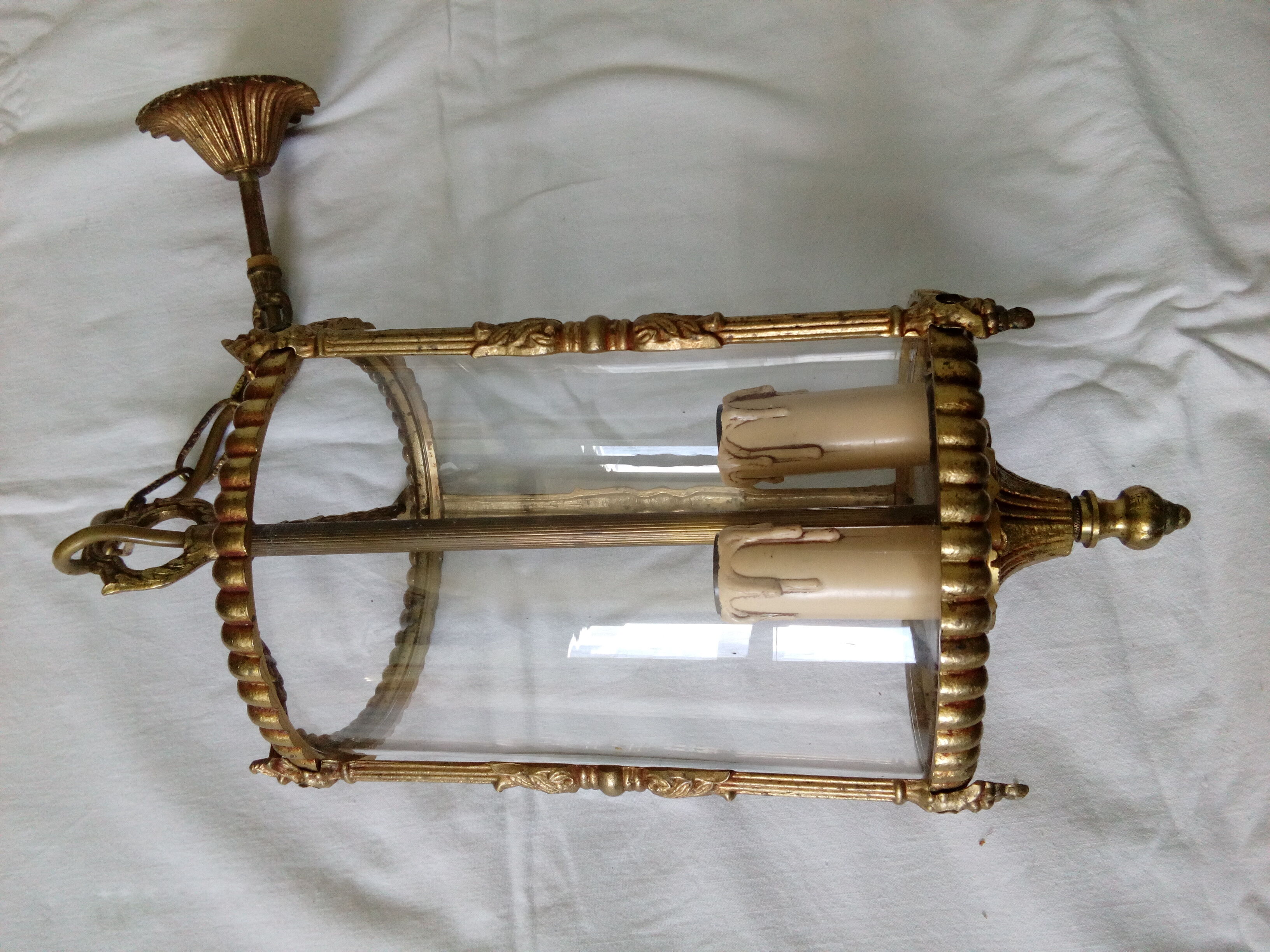 3-light suspension lantern with bulging glass