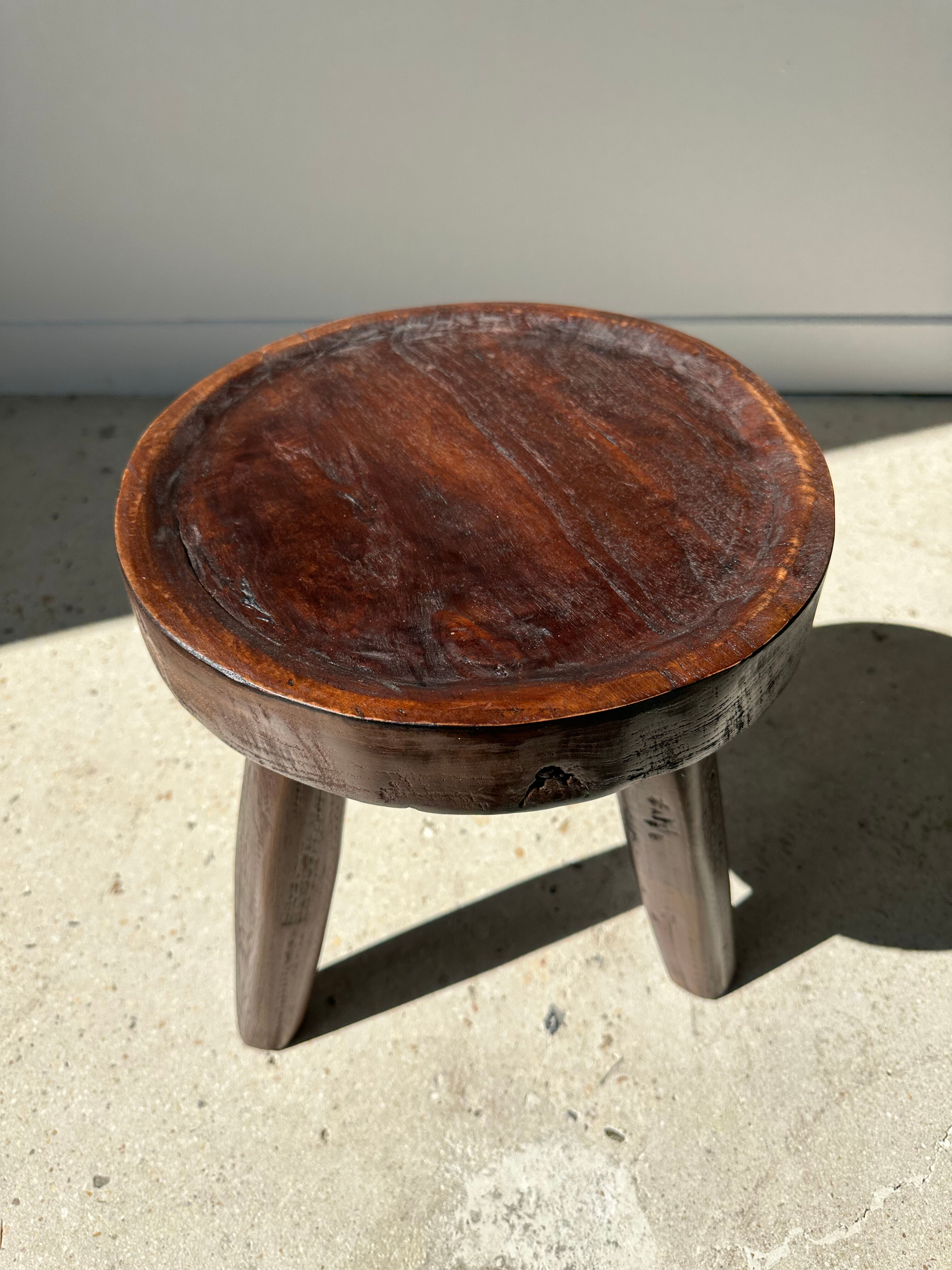 Brown solid wood stool hollow circular seat h:35cm d:30cm