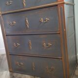 Commode patinée style Louis XV