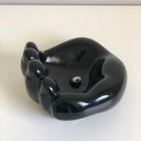 Empty black enamelled hand-shaped ceramic pocket, 1970