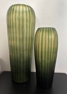 Vase en verre soufflé à la main et gravé