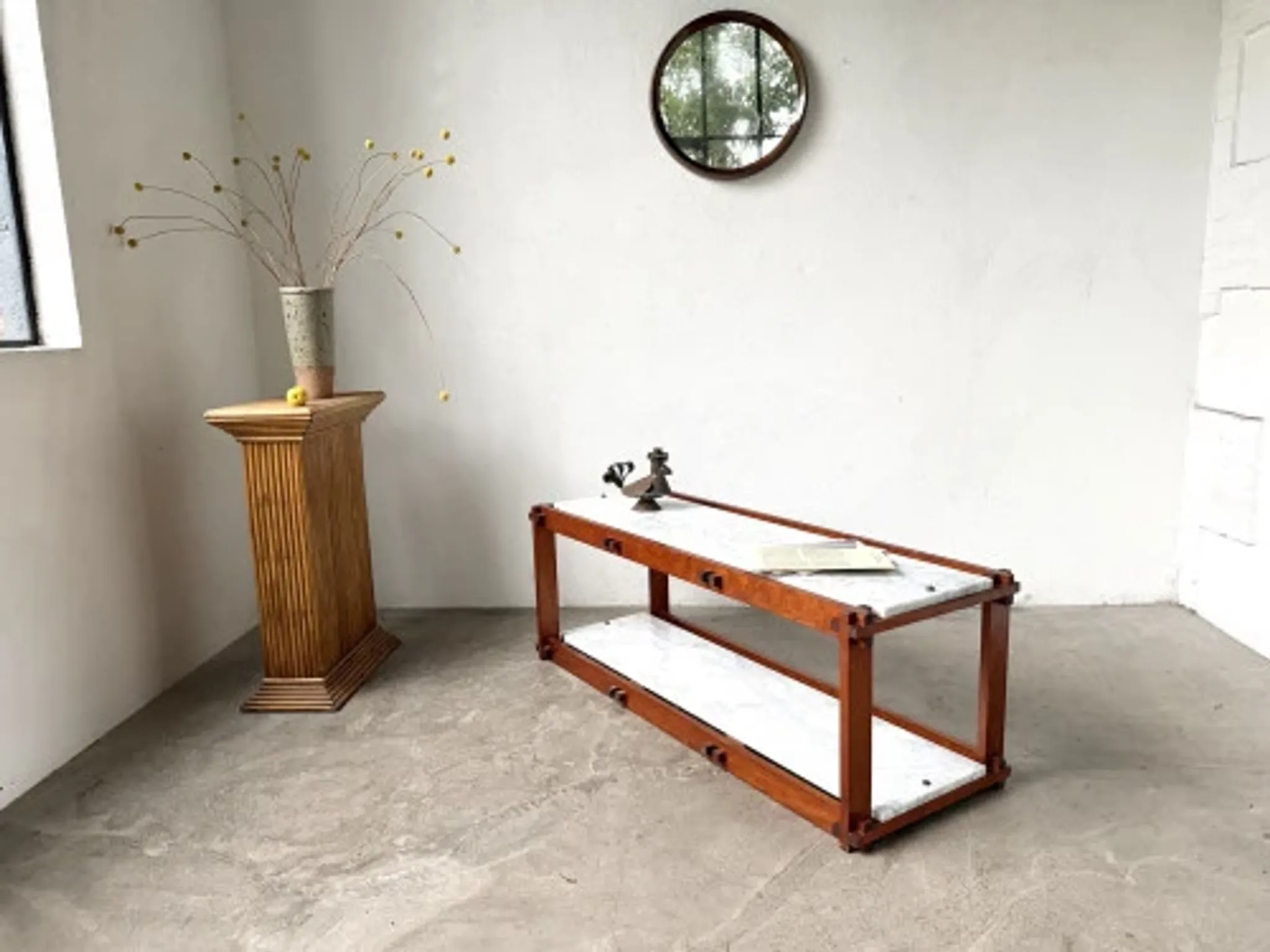 Italian modernist shelf in teak and Carrara marble, 1950s