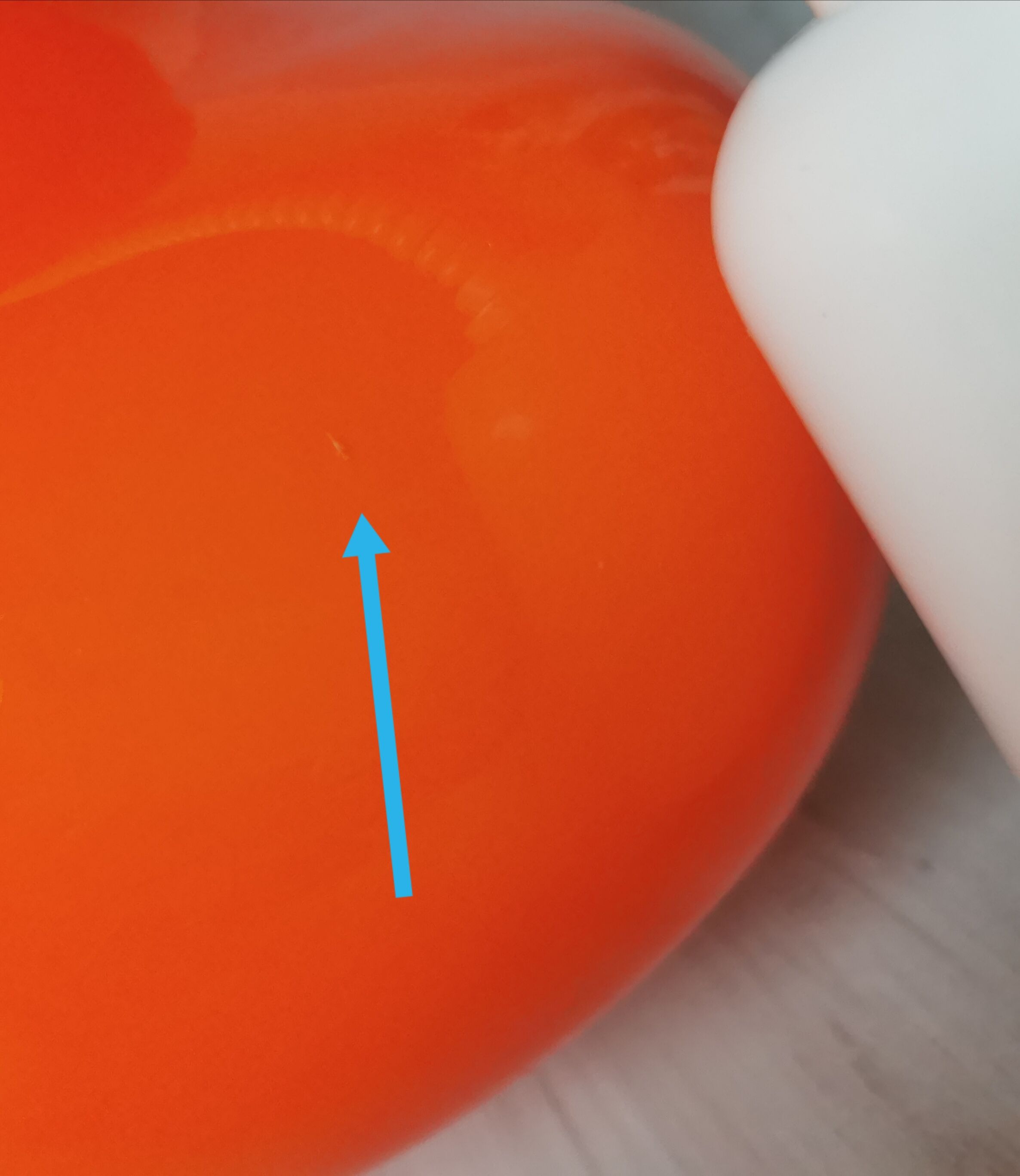 Vintage suspension 70 orange opaline