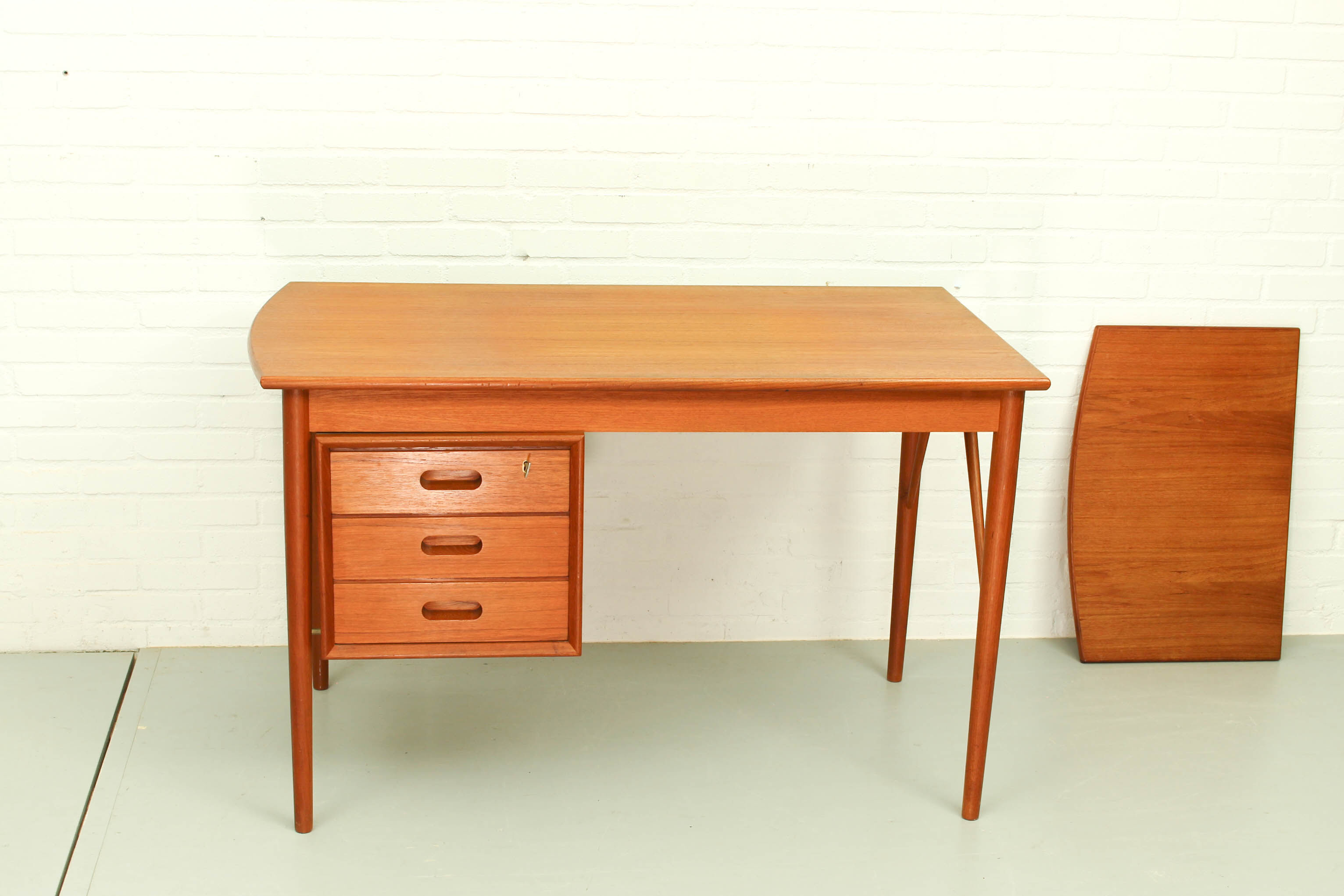 Drop leaf desk by Erik Buch for Oddense Maskinsnedkeri AS, 1960s