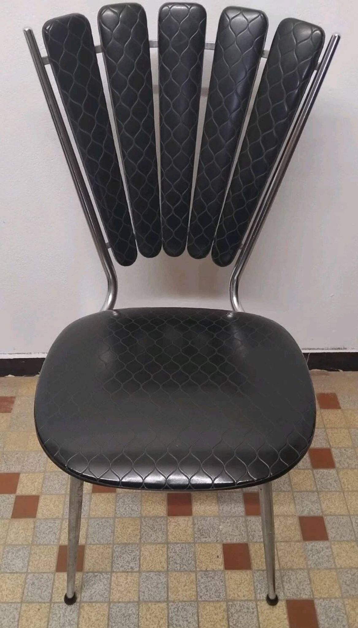 Vintage 50s/60s Marguerite Leatherette Chair