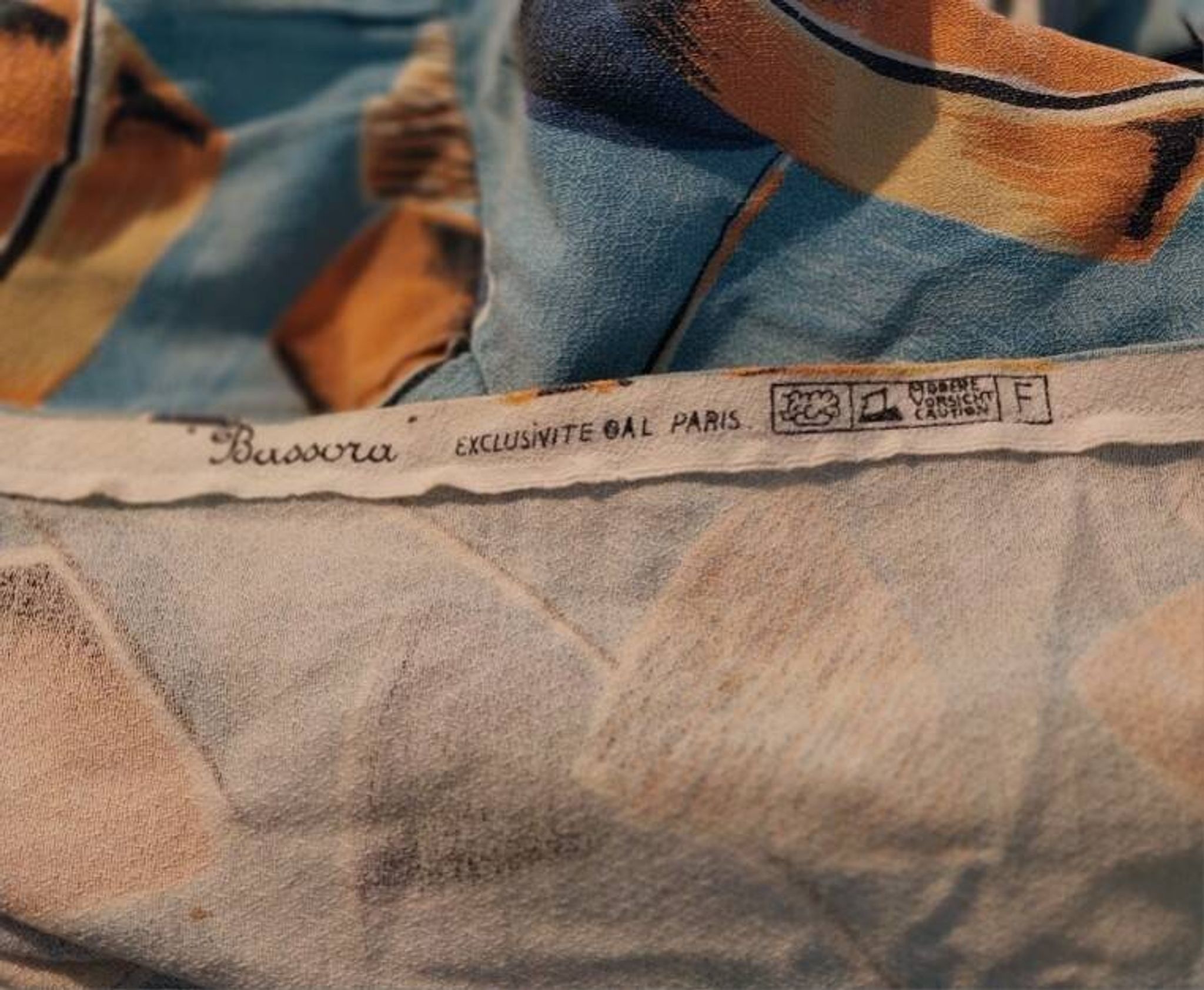 rare vintage bedspread from the 60s-70s France textile Bassora exclusive