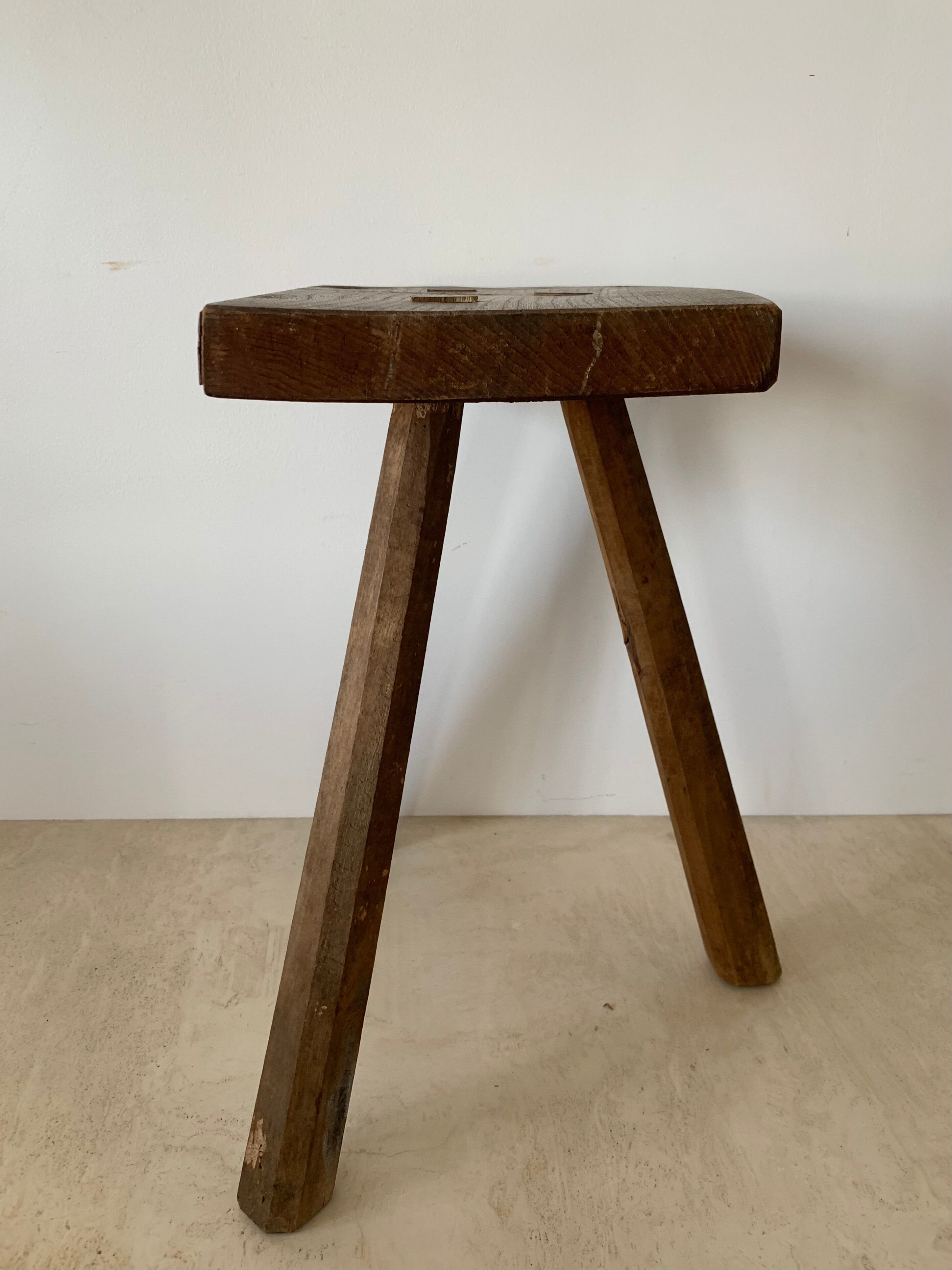 Tripod stool