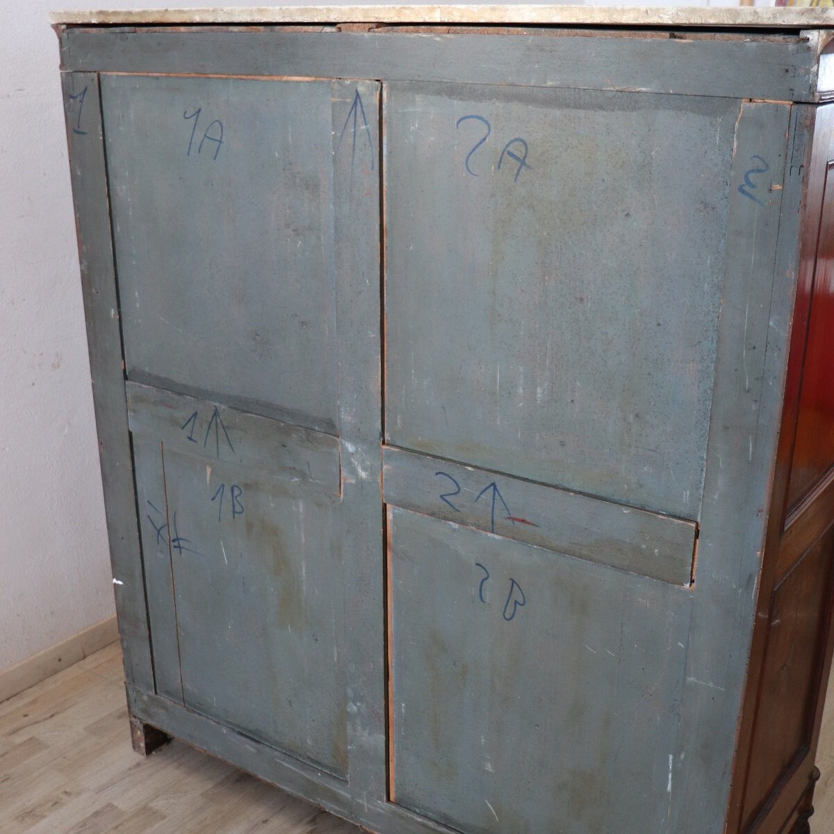 Rare Small Antique Wardrobe In Walnut And Marble Top, Italy 19th Century