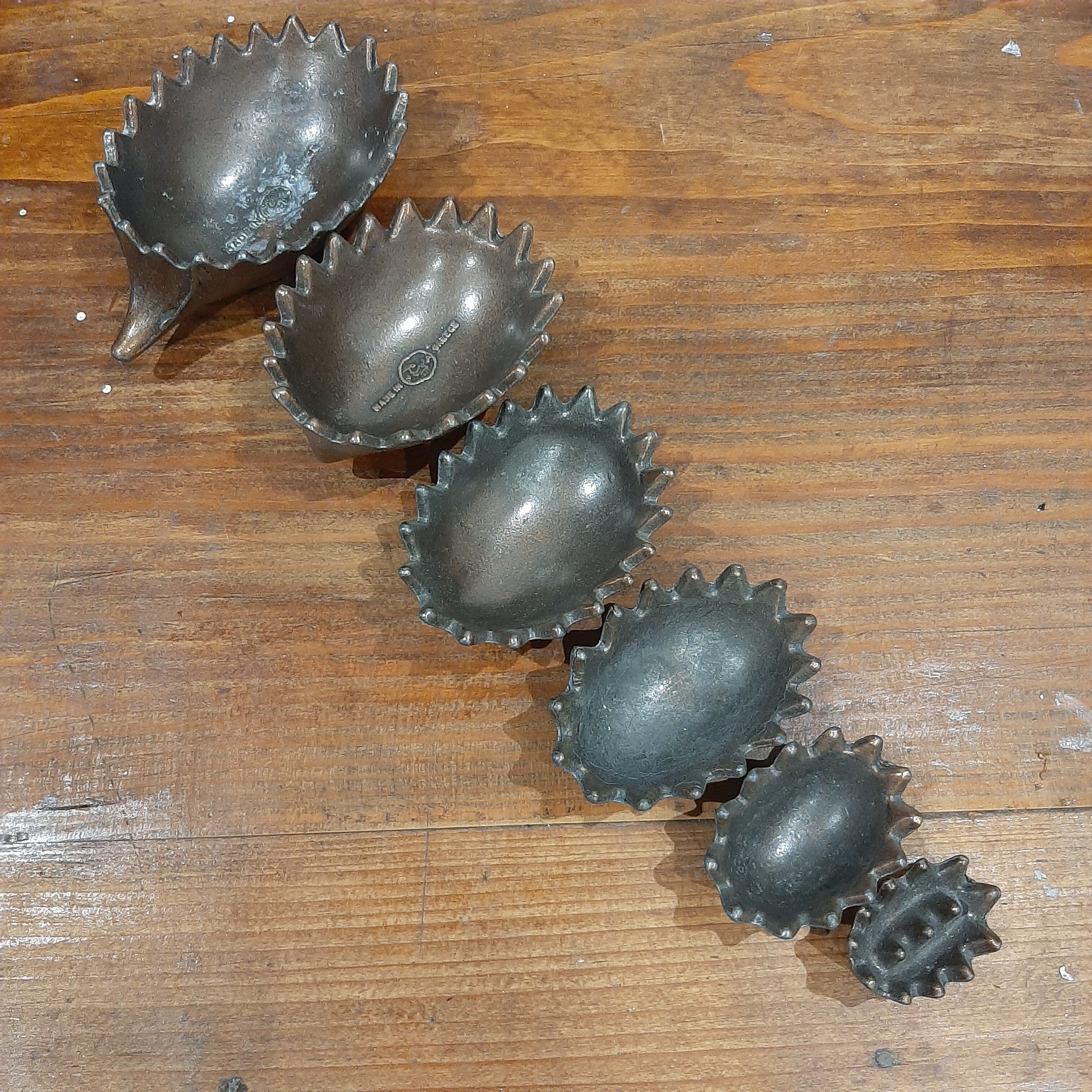 Ashtrays hedgehogs pull-out