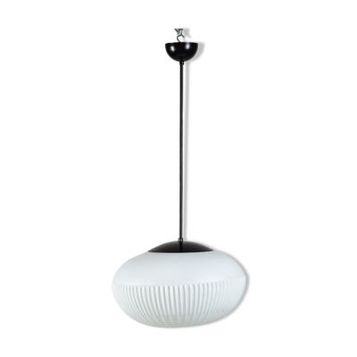 Suspension en verre Oopaline par Napako années 60