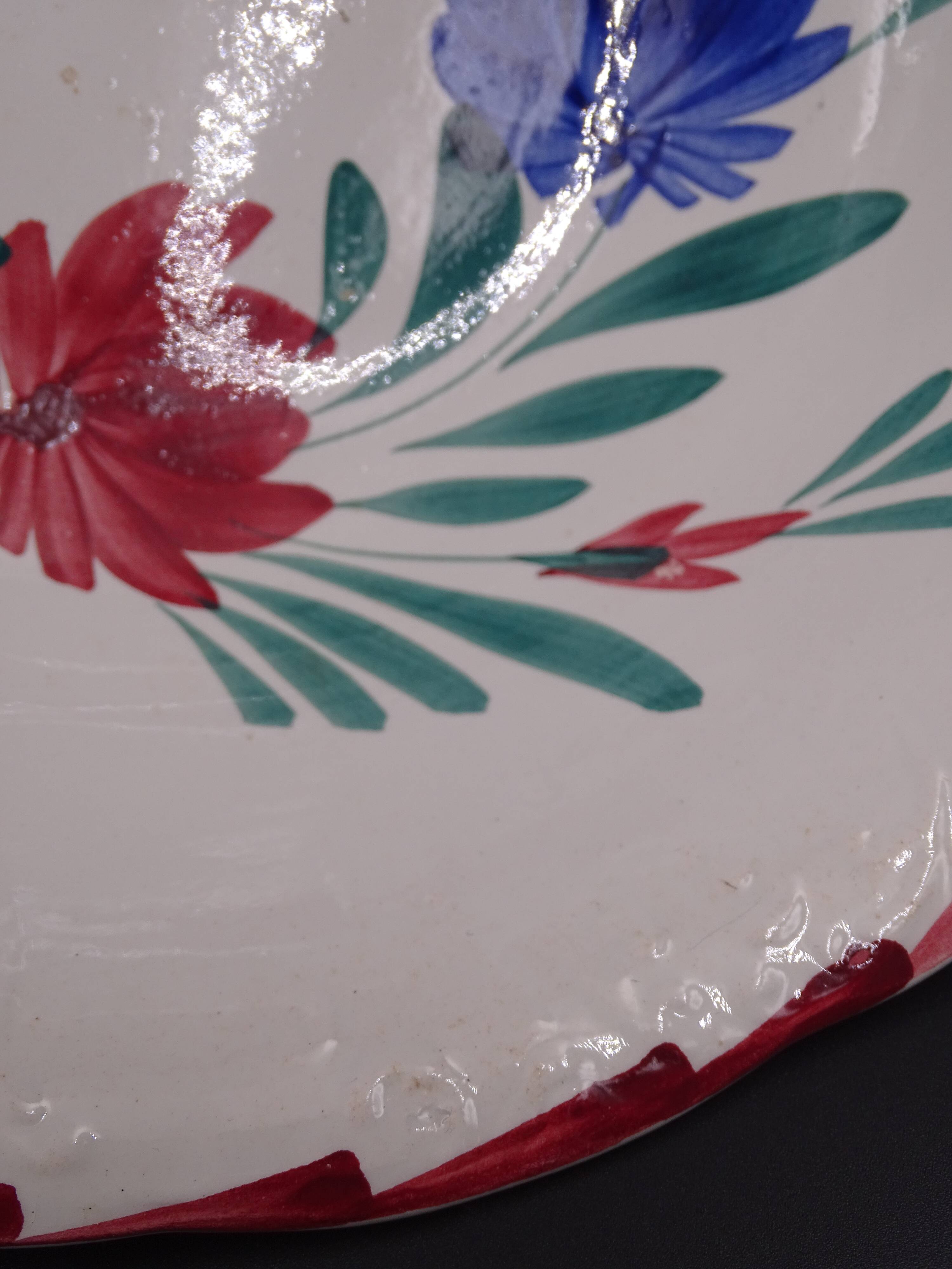 Large earthenware bowl of Moulin-des-Loups - Floral decoration - Around 1960