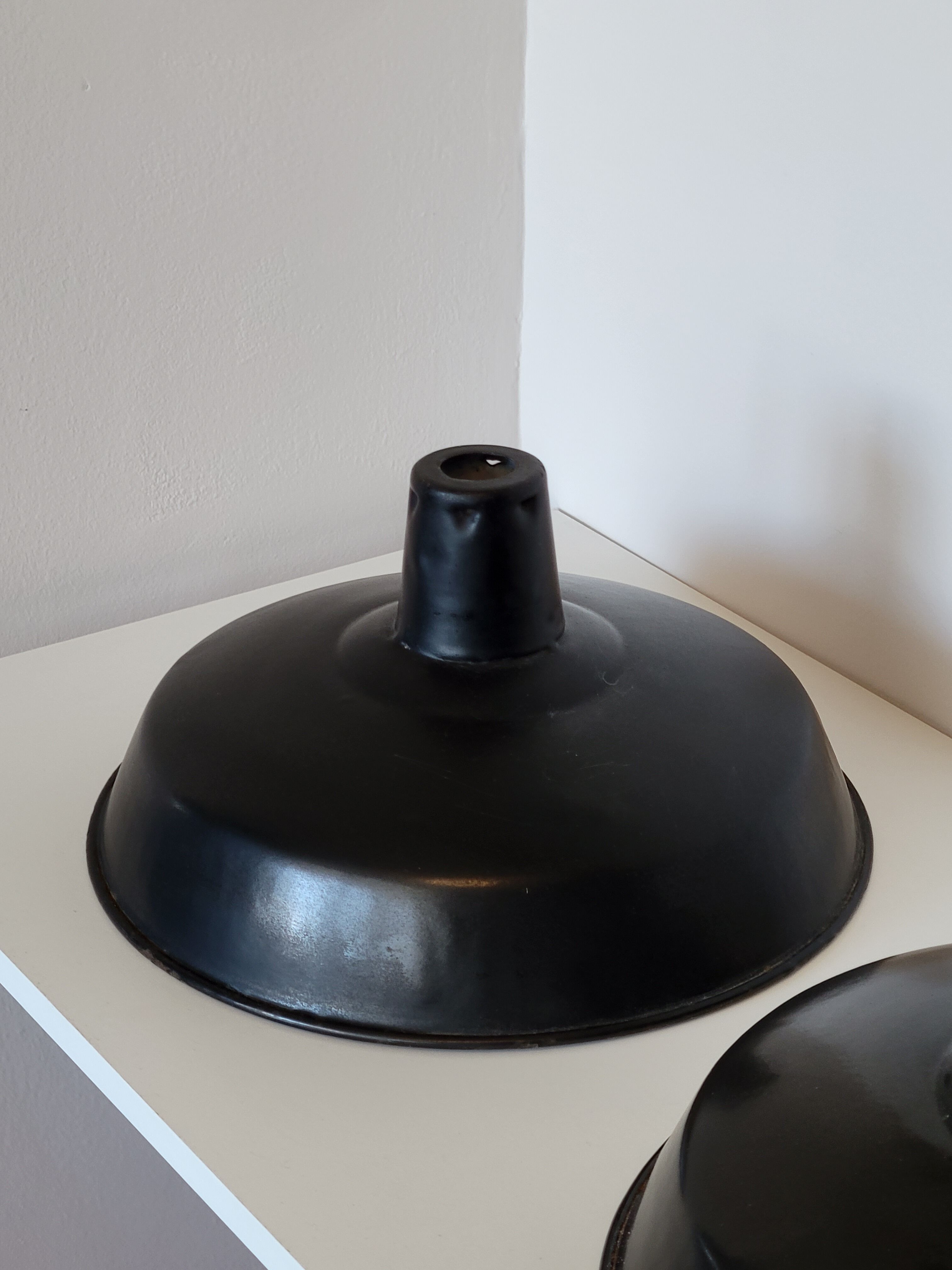 Pair of suspensions industrial lamp workshop lampshade in black enamelled metal